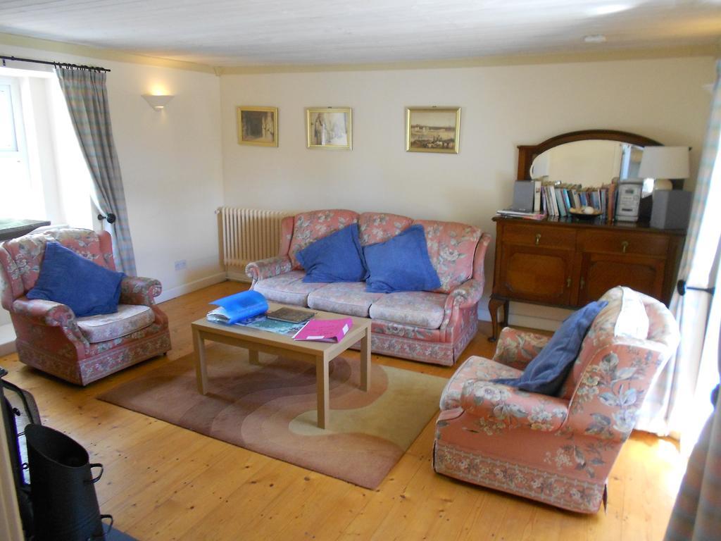 Ballagh Court Villa Ballynabola Oda fotoğraf