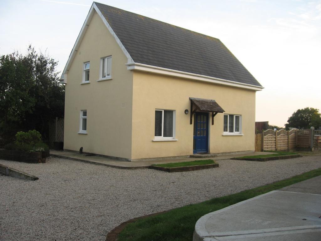 Ballagh Court Villa Ballynabola Oda fotoğraf