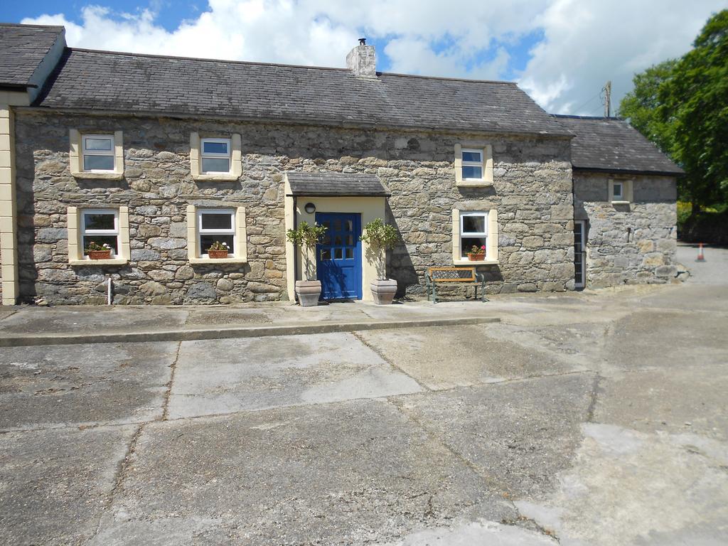 Ballagh Court Villa Ballynabola Oda fotoğraf